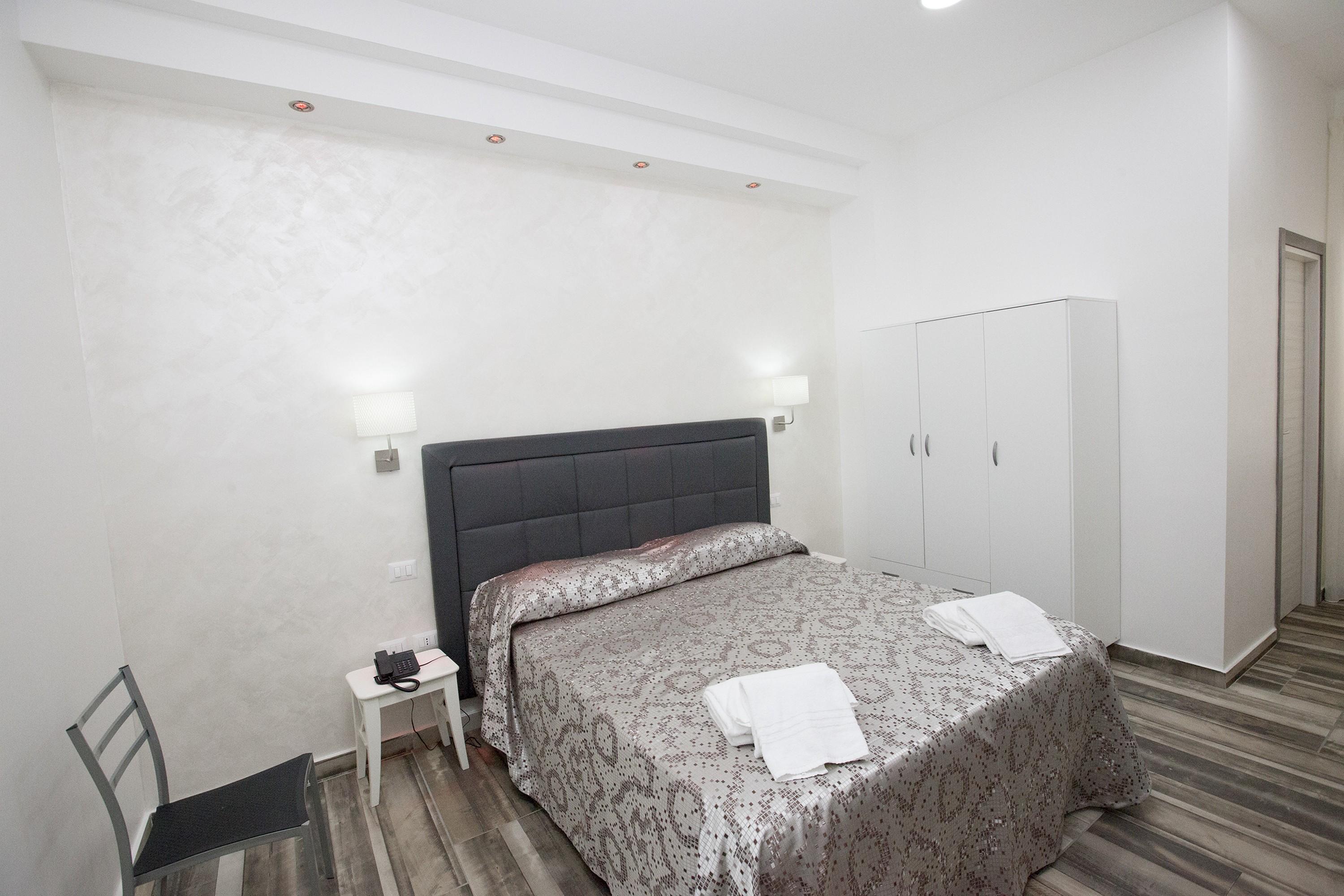 Napoli Garibaldi Square Bed & Breakfast Eksteriør bilde